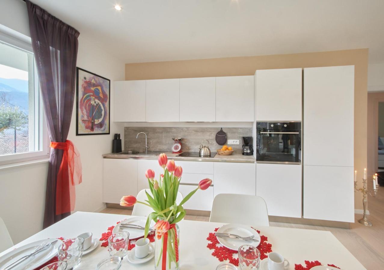Penthouse & Garden - Luxury Apartment Postal / Burgstall エクステリア 写真