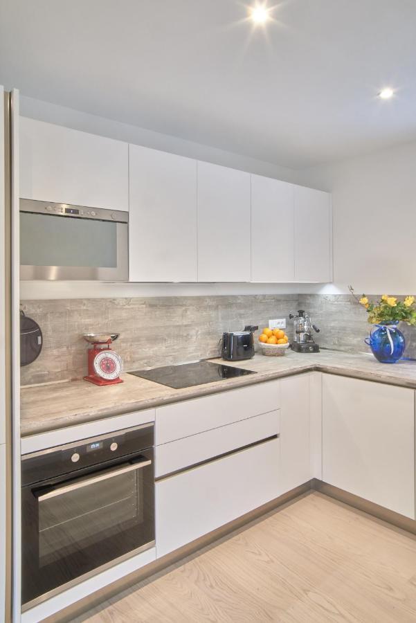 Penthouse & Garden - Luxury Apartment Postal / Burgstall エクステリア 写真