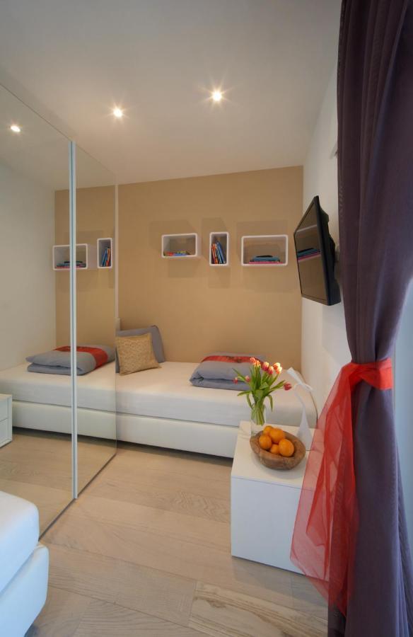 Penthouse & Garden - Luxury Apartment Postal / Burgstall エクステリア 写真